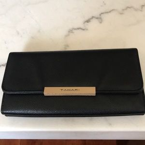 Gently Used Tahari Wallet
